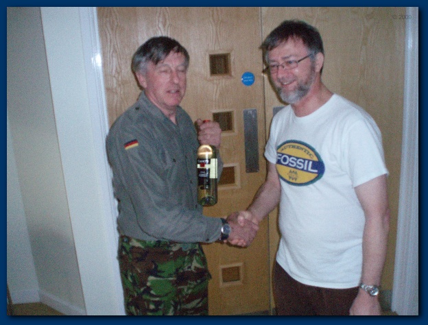 600x449 pixels (119K)